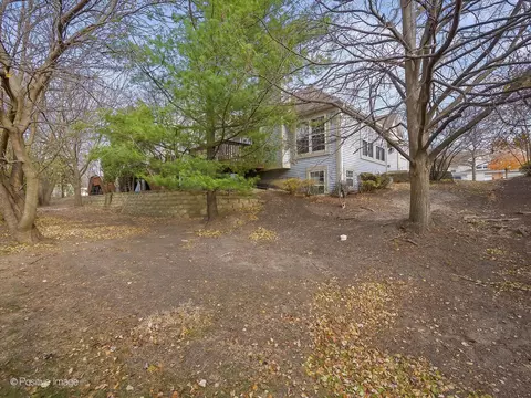 352 Cimarron Rd, Lombard, IL 60148 photo 25
