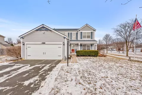 2793 Woodside Ct, Aurora, IL 60506