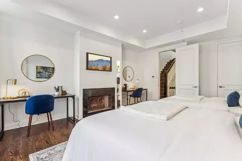 Bedroom - 45 E Division St, Chicago, IL 60610 photo 4 of 8