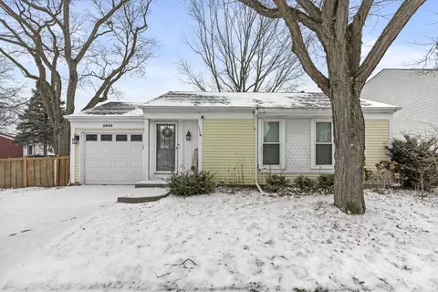 2645 Prairieview Ln, Aurora, IL 60502