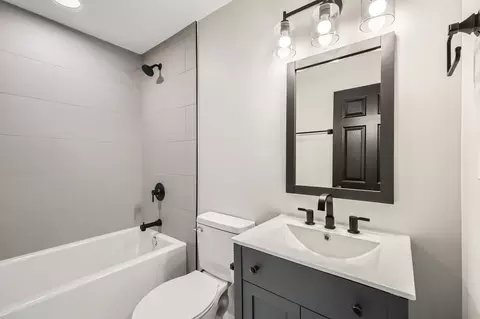 Bath - 2138 Root St, Crest Hill, IL 60403 photo 1 of 2