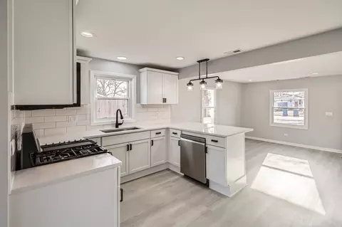 Kitchen - 2138 Root St, Crest Hill, IL 60403 photo 4 of 5