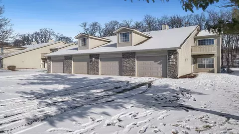 443 Mill Ridge Dr #443, Byron, IL 61010