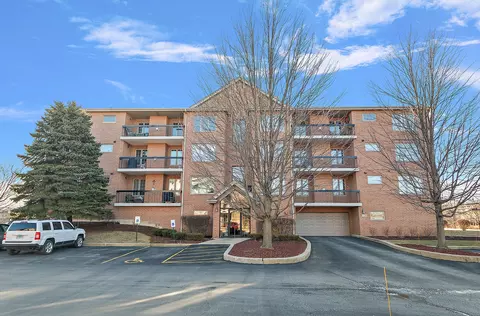 6749 S Pointe Dr #1B, Tinley Park, IL 60477