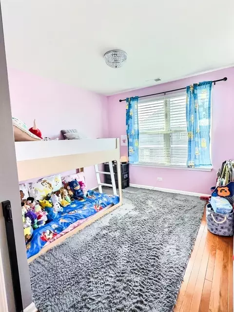 Bedroom - 2120 Dauntless Dr, Glenview, IL 60026 photo 3 of 3