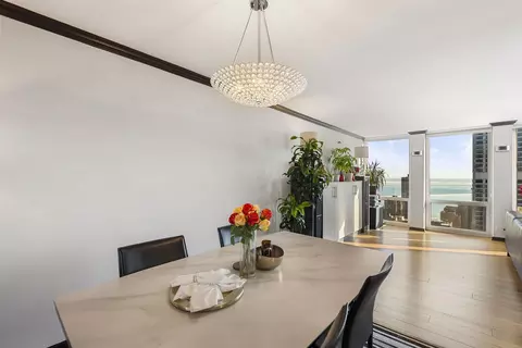 Dining - 111 E Chestnut St #46F, Chicago, IL 60611 photo 2 of 3