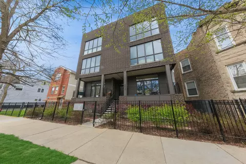 2040 N Kedzie Ave #1N, Chicago, IL 60647