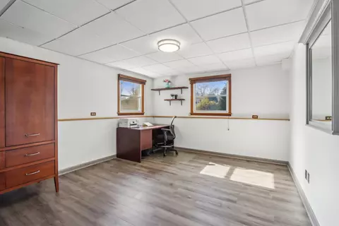 Other - 1925 Briarcliffe Blvd, Wheaton, IL 60189 photo 6 of 9