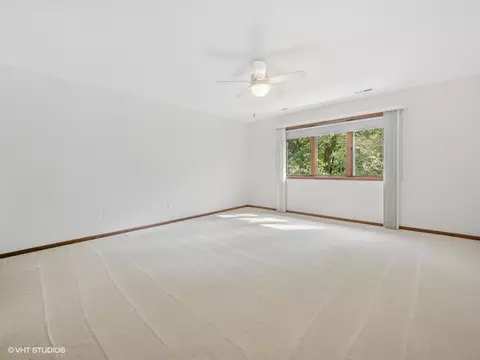 Bedroom - 1035 Evergreen Cir, Olympia Fields, IL 60461 photo 4 of 5