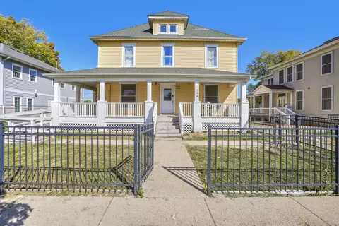 506 E Church St, Champaign, IL 61820