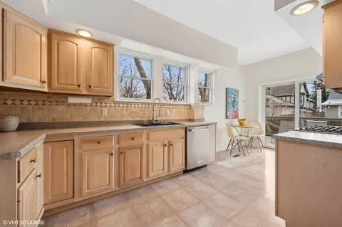 624 Elder Ln, Winnetka, IL 60093 photo 7