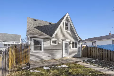 3821 N Odell Ave, Chicago, IL 60634