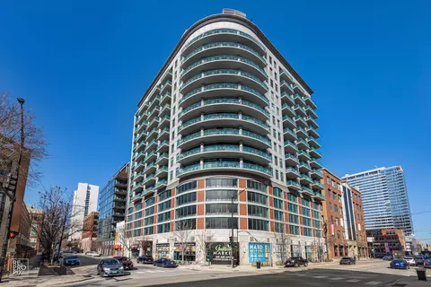 340 W Superior St #1503, Chicago, IL 60654