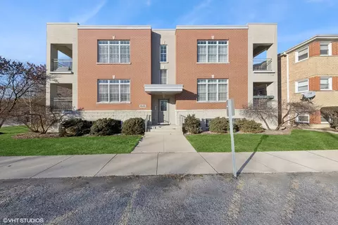 2646 Desplaines Ave #1S, North Riverside, IL 60546