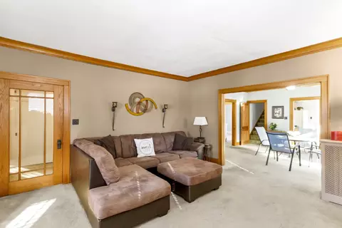 223 Elm St, Elgin, IL 60123 photo 12