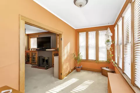 223 Elm St, Elgin, IL 60123 photo 7