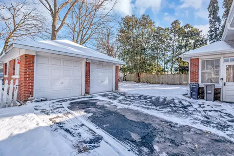 223 Elm St, Elgin, IL 60123 photo 5
