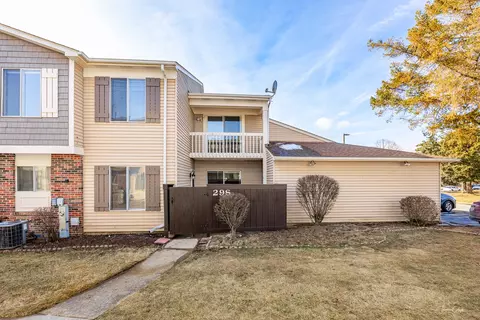 29 Fernwood Dr #29S, Bolingbrook, IL 60440