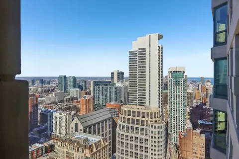 View/Area - 100 E Huron St #3601, Chicago, IL 60611 photo 3 of 3