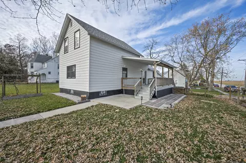 524 E 6th St, Minonk, IL 61760