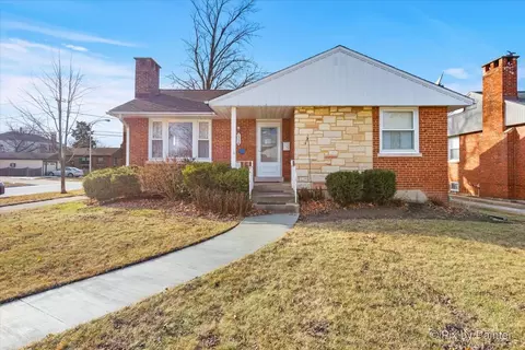 1358 Manchester Ave, Westchester, IL 60154