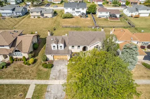 6244 Allemong Dr, Matteson, IL 60443