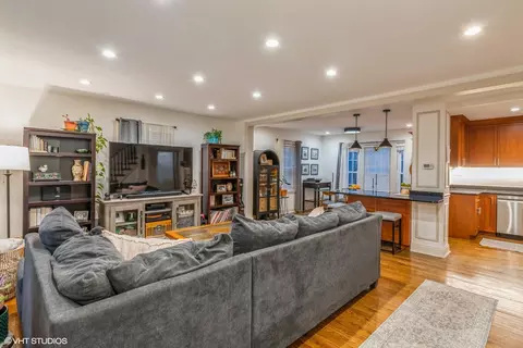 Other - 657 Arlington Ave, Des Plaines, IL 60016 photo 2 of 8