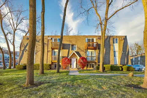 214 Madison St #3C, Joliet, IL 60435