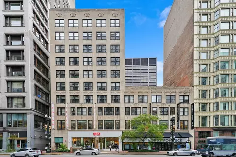 20 N State St #903, Chicago, IL 60602
