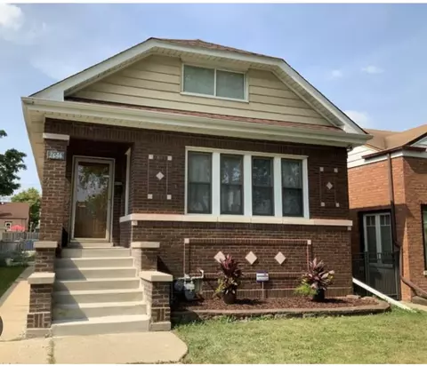 2646 Elm St, River Grove, IL 60171