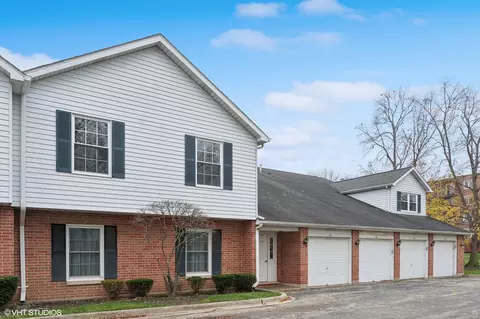 9519 N Washington St #D1, Morton Grove, IL 60053