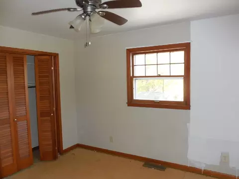 Bedroom - 9297 E 1446 North Rd, Fairmount, IL 61841 photo 10 of 10