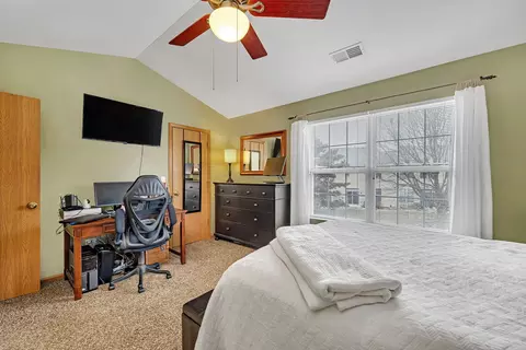24058 Pear Tree Cir, Plainfield, IL 60585 photo 18