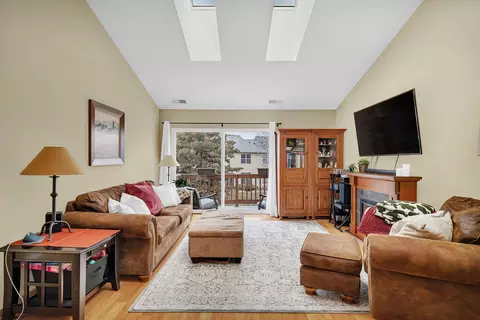 24058 Pear Tree Cir, Plainfield, IL 60585 photo 7