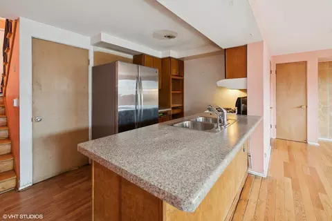 1868 Grove St #C, Glenview, IL 60025 photo 8