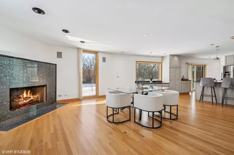 Dining - 3 Chicory Ln, Riverwoods, IL 60015 photo 2 of 5
