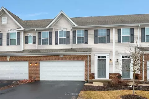 3354 Helene Rieder Dr, Montgomery, IL 60538