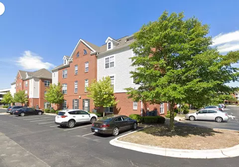 1905 N Lincoln Ave #204, Urbana, IL 61801