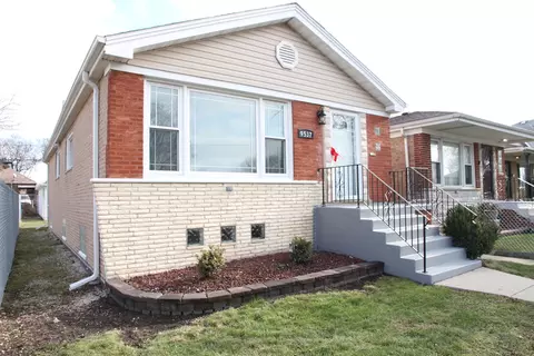 9537 S La Salle St, Chicago, IL 60628