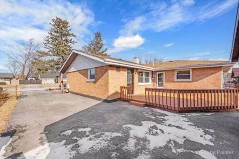 7043 Dover St, Bridgeview, IL 60455 photo 4