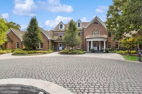 475 W Deerpath Rd, Lake Forest, IL 60045