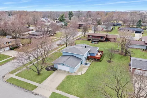 2804 Mockingbird Ln, Bloomington, IL 61704 photo 40