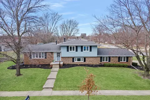 2804 Mockingbird Ln, Bloomington, IL 61704 photo 37
