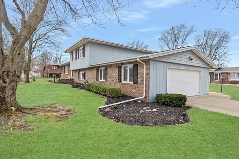 2804 Mockingbird Ln, Bloomington, IL 61704 photo 44