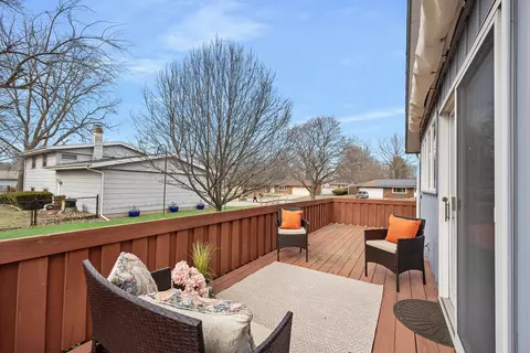 2804 Mockingbird Ln, Bloomington, IL 61704 photo 36