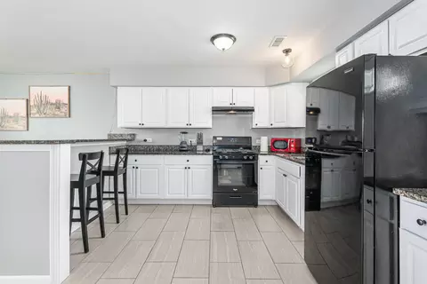 Kitchen - 16548 Sawyer Ave, Markham, IL 60428 photo 1 of 3