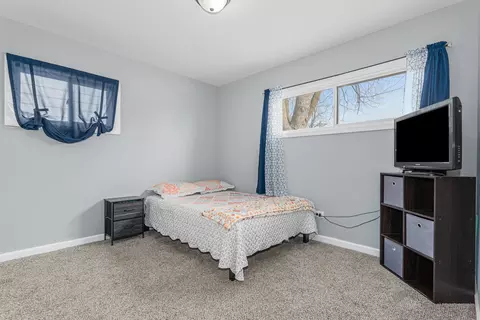 Bedroom - 16548 Sawyer Ave, Markham, IL 60428 photo 3 of 3