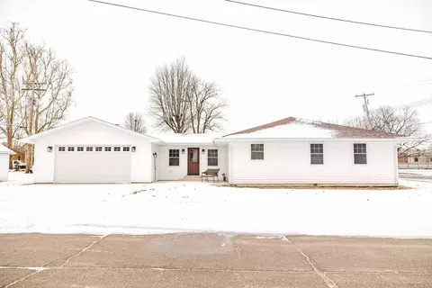 115 N Axtel Ave, Milford, IL 60953