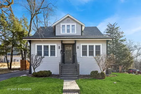 4953 Florence Ave, Downers Grove, IL 60515