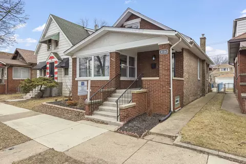8126 S Dante Ave, Chicago, IL 60619
